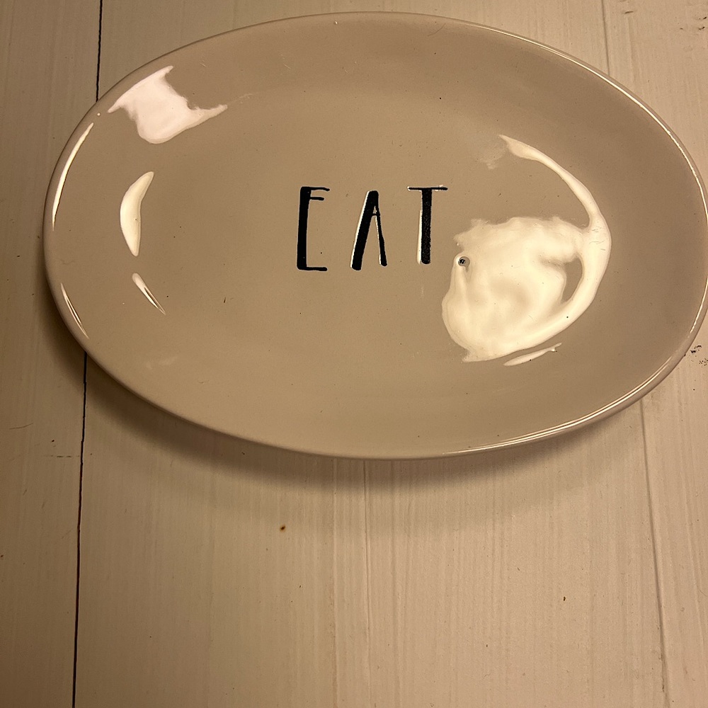 Rae Dunn EAT appetizer plate